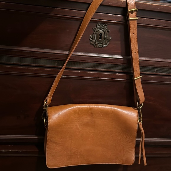 Madewell Handbags - Madewell, The Flap Crossbody Bag, Leather